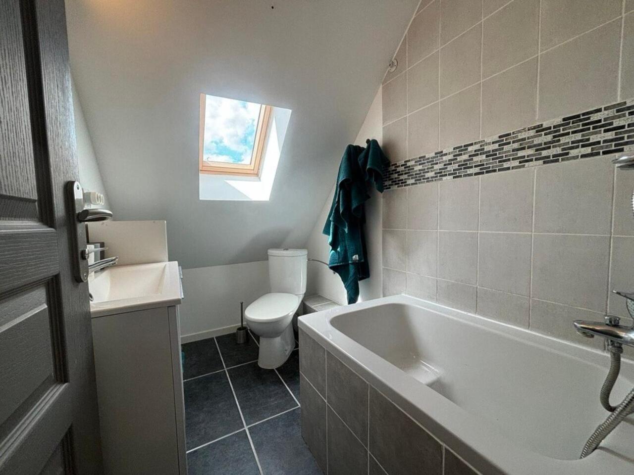 Charmante Maison Wifi Tele 65 Pouces Netflix Choisy-au-Bac Exterior foto